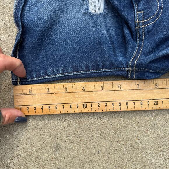 BKE Stella Distressed Stretch Blue Jean Shorts Size 27 ABK1930 - Picture 8 of 9